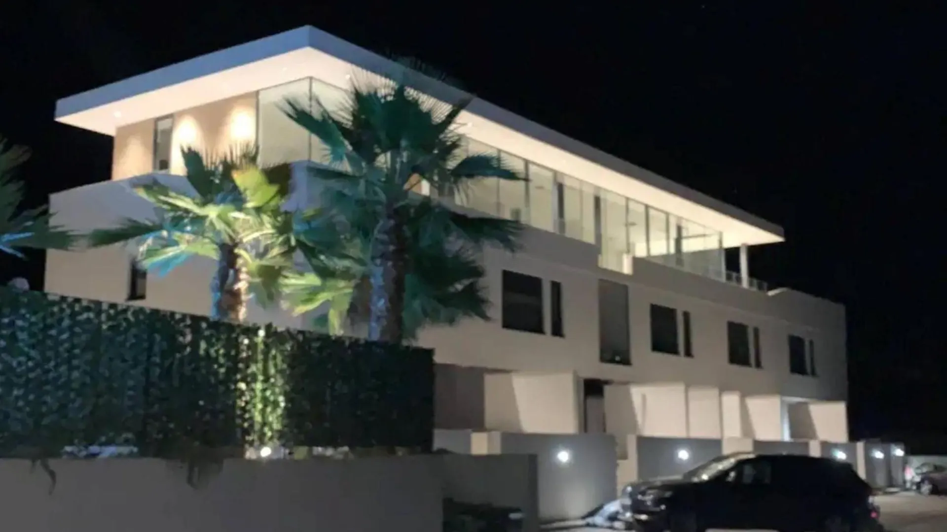 Stylish Okrug Gornji Apartment With Terrace And Patio Trogir